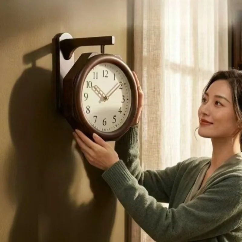 Wooden Wall Clock Retro Luxury - đánh giá và giá Luxury Lifestyle Furniture